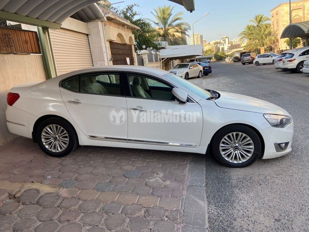 كيا كادينزا 2014 مستعملة