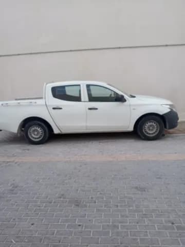 مستعملة ميتسوبيشي إل200 2.4L Double Cab GL 2WD 2016 مستعملة ميتسوبيشي إل200 2.4L Double Cab GL 2WD 2016 used_cars.forSale