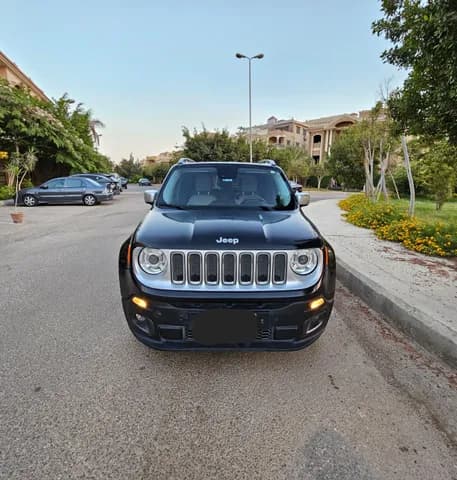 مستعملة جيب رينيجيد 1.4T Limited Panoramic 4x2 2017 مستعملة جيب رينيجيد 1.4T Limited Panoramic 4x2 2017 used_cars.forSale