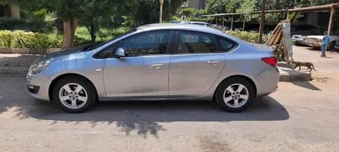 Used Opel Astra Sedan 1.6L 2014 Used Opel Astra Sedan 1.6L 2014 used_cars.forSale