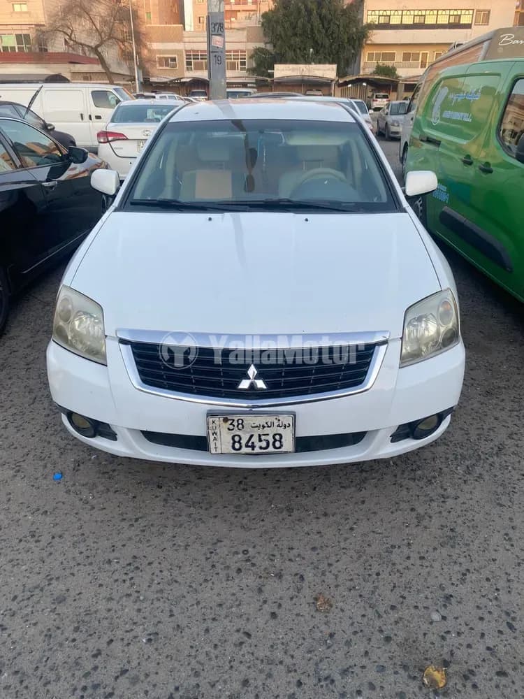 ميتسوبيشي جالنت 2.4L ES 2009 مستعملة