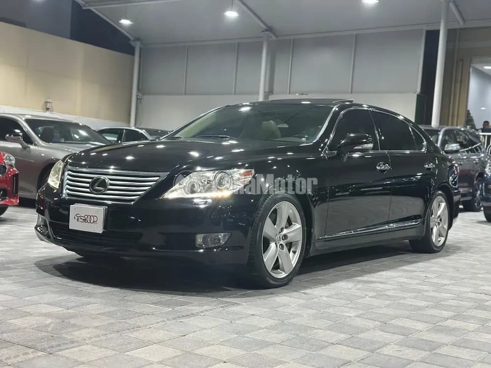 Used Lexus LS 460L 4 door 4.6L LWB 2012