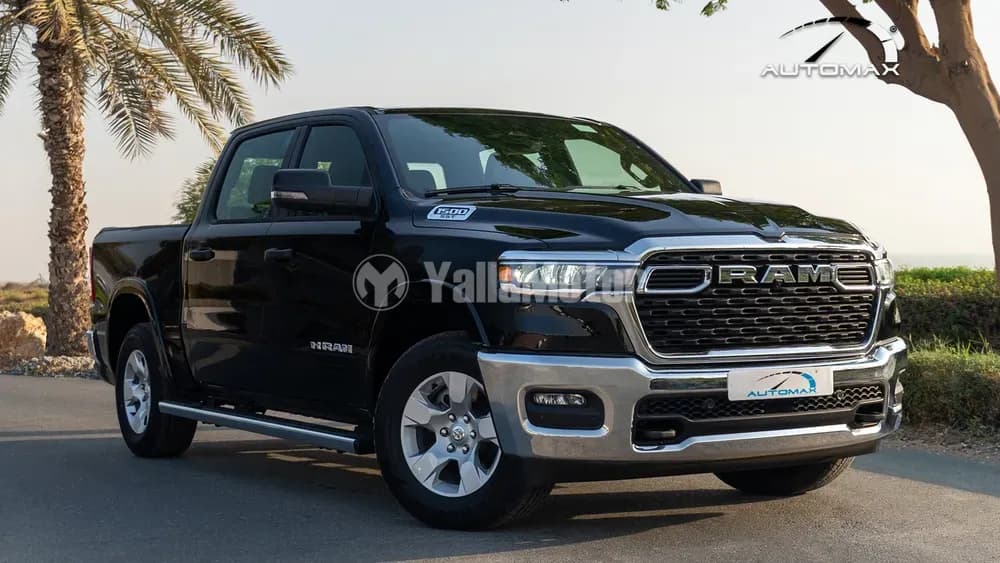 New RAM 1500 Big Horn Crew Cab 2025