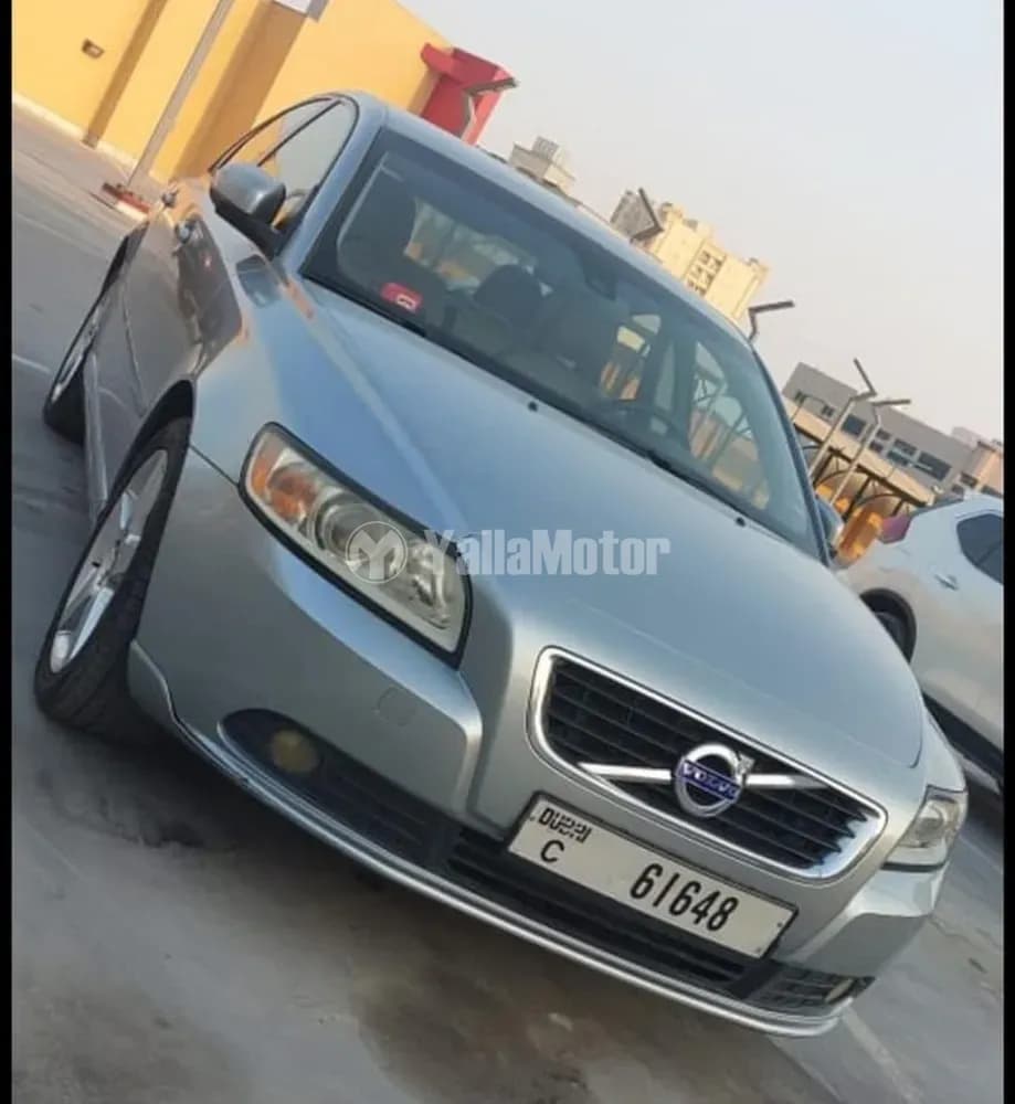 مستعملة فولفو أس40 2.0L 2012