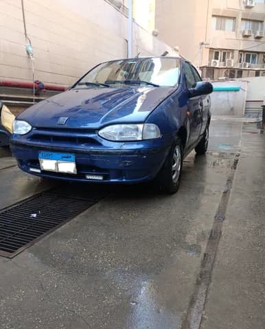 فيات لينيا 1.4L 2003 مستعملة فيات لينيا 1.4L 2003 مستعملة used_cars.forSale
