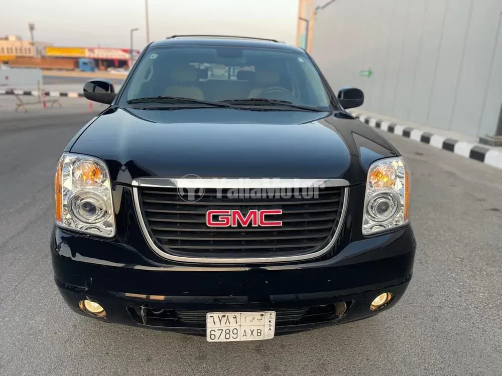 Used GMC Yukon 2010