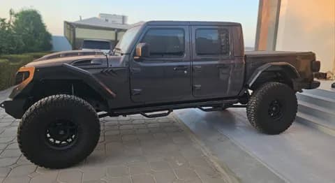 Used Jeep Gladiator 3.6L Overland (4x4) 2020 Used Jeep Gladiator 3.6L Overland (4x4) 2020 used_cars.forSale