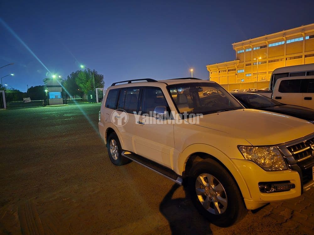 Used Mitsubishi Pajero 3.5L 5 Door Full 2020