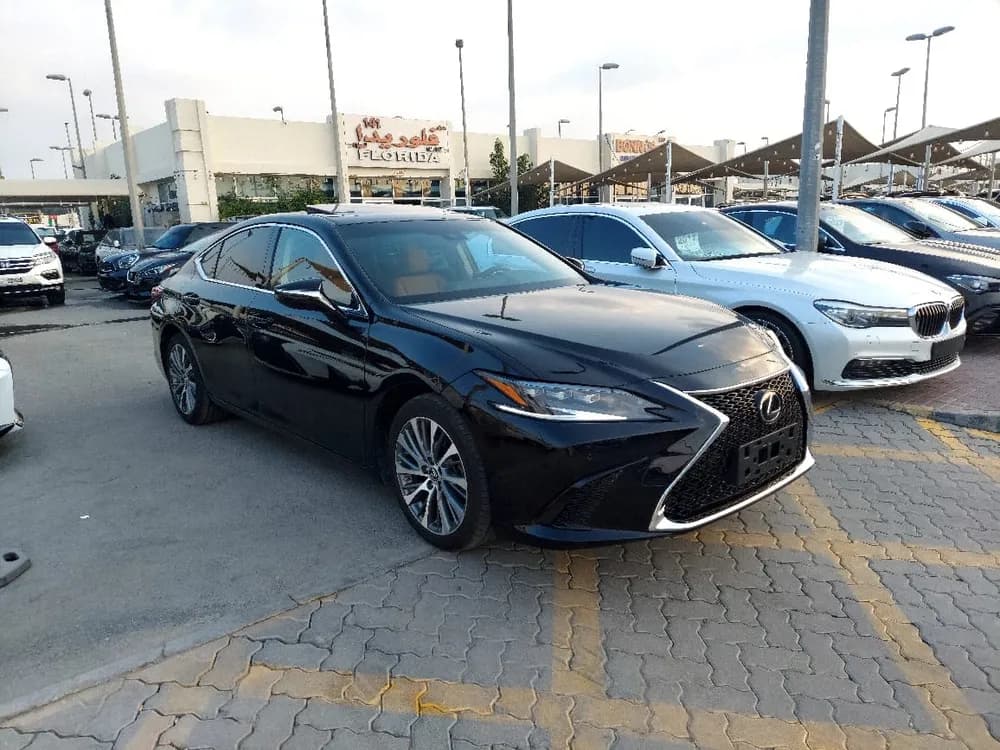Used Lexus ES 350 4 door 3.5L 2020