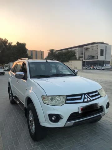 Used Mitsubishi Pajero Sport 2014 Used Mitsubishi Pajero Sport 2014 used_cars.forSale