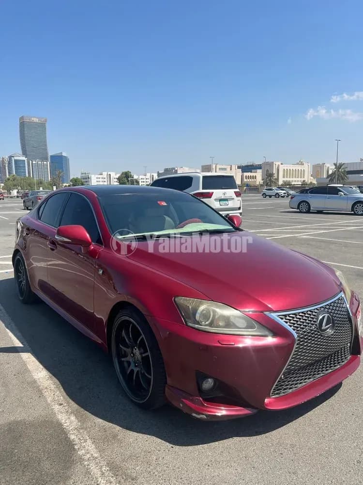 لكزس آي أس 300 4 door 3.0L 2012 مستعملة