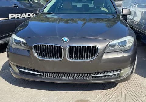 Used BMW 5 Series Sedan 523i 2011 Used BMW 5 Series Sedan 523i 2011 used_cars.forSale