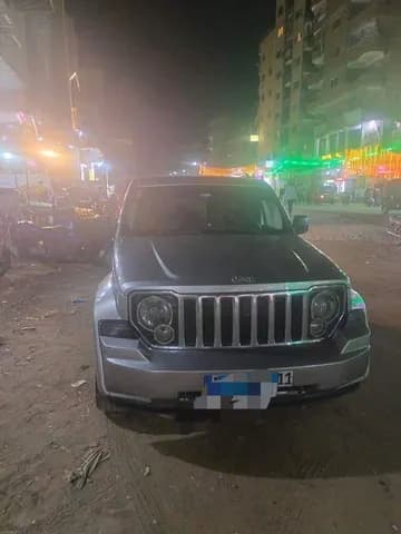 جيب شيروكي Limited 3.2L 2011 مستعملة جيب شيروكي Limited 3.2L 2011 مستعملة used_cars.forSale