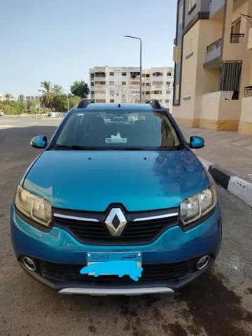 رينو سانديرو ستيبواي 1.6L Dynamic 2017 مستعملة رينو سانديرو ستيبواي 1.6L Dynamic 2017 مستعملة used_cars.forSale