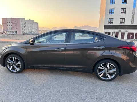 هيونداي إلانترا 2.0L GLS 2015 مستعملة هيونداي إلانترا 2.0L GLS 2015 مستعملة used_cars.forSale
