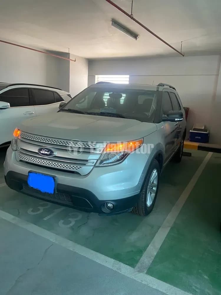 Used Ford Explorer 3.5L V6 XLT 2014