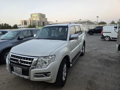 Used Mitsubishi Pajero GLS V6 2017