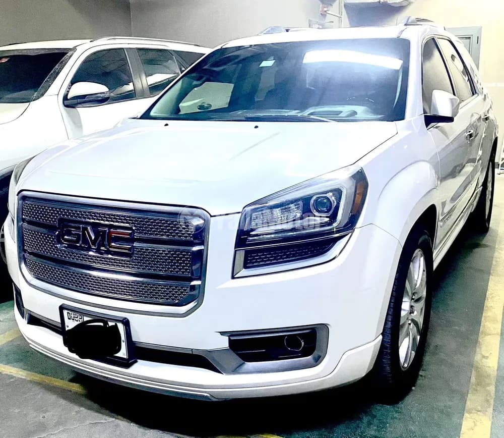 جي إم سي أكاديا دينالي 3.6L V6 AWD 2016 مستعملة