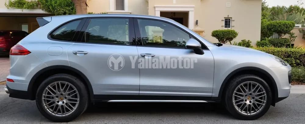Used Porsche Cayenne Base 2016