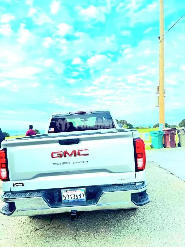 جي إم سي سييرا 5.3L V8 AT4 Crew Cab AWD 2019 مستعملة