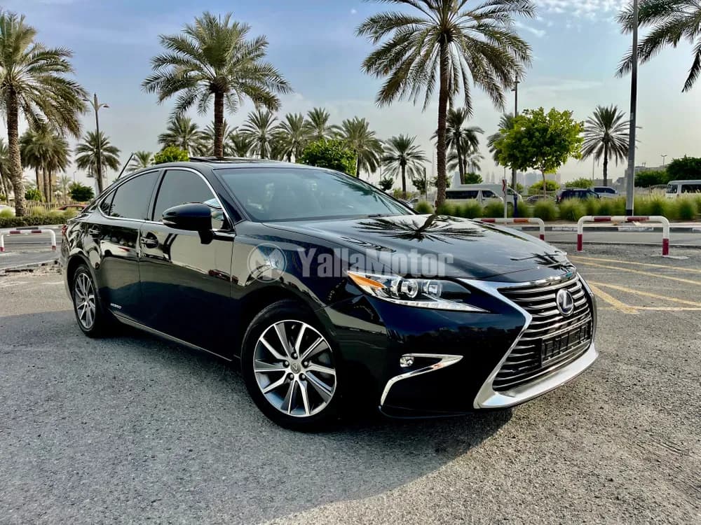 Used Lexus ES 300 Hybrid Full Option 2017
