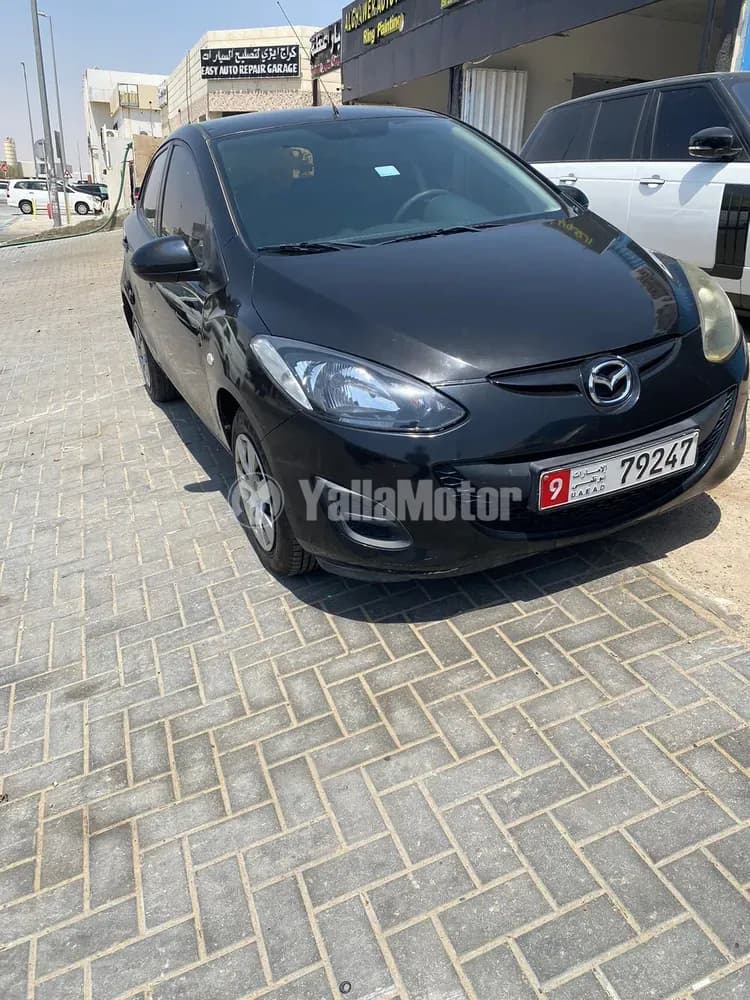 مازدا 2 هاتشباك 1.5L Hatchback Luxury 2012 مستعملة