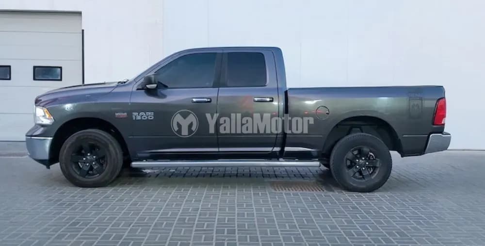 رام 1500 5.7L Express Regular Cab 2015 مستعملة