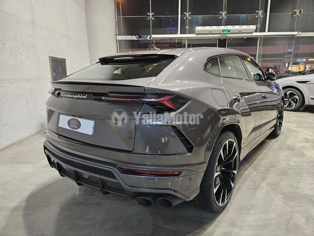 Used Lamborghini Urus 2021