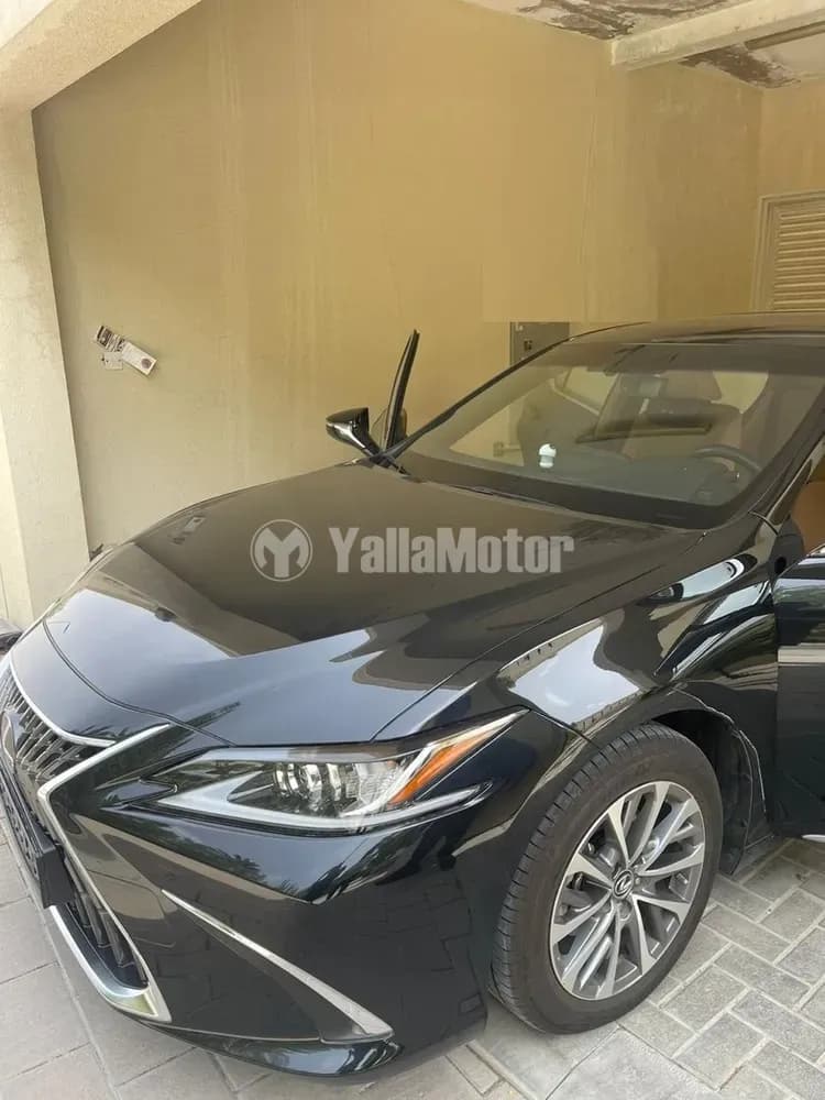 Used Lexus ES 300 Hybrid 2024