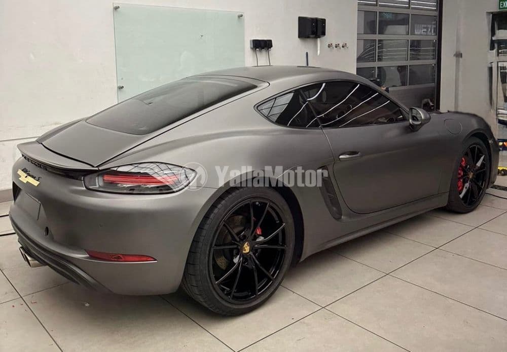 Used Porsche Cayman S 2019