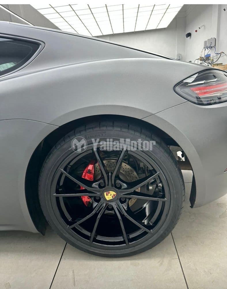 Used Porsche Cayman S 2019