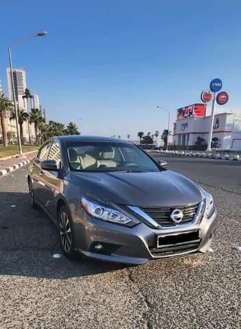 Used Nissan Altima 2.5 SV 2017 Used Nissan Altima 2.5 SV 2017 used_cars.forSale