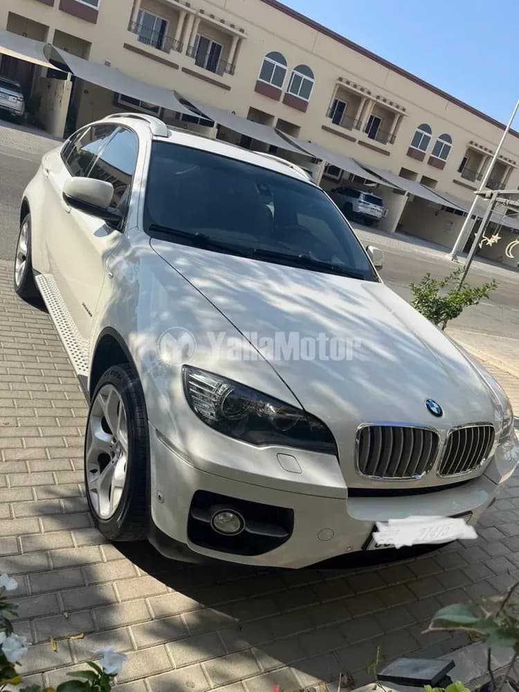 بي إم دبليو اكس6 xDrive 50i 2012 مستعملة