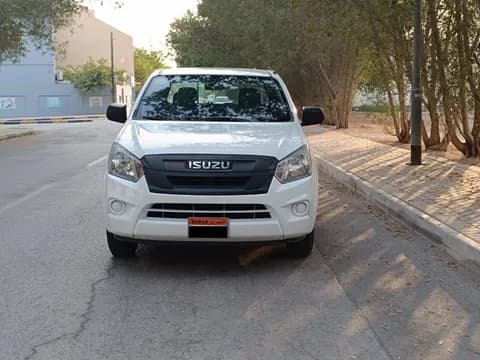 ايسوزو دي-ماكس 2.5D Double Cab 4WD M/T 2022 مستعملة ايسوزو دي-ماكس 2.5D Double Cab 4WD M/T 2022 مستعملة used_cars.forSale