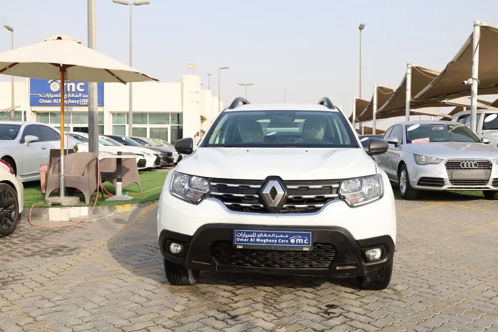 رينو دستر 2.0L 4WD 2023 مستعملة