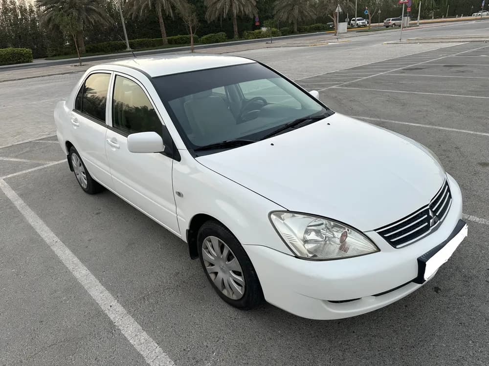 ميتسوبيشي لانسر 1.6L GLX 2014 مستعملة