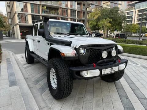 Used Jeep Gladiator 3.6L Sport 4x4 2020 Used Jeep Gladiator 3.6L Sport 4x4 2020 used_cars.forSale