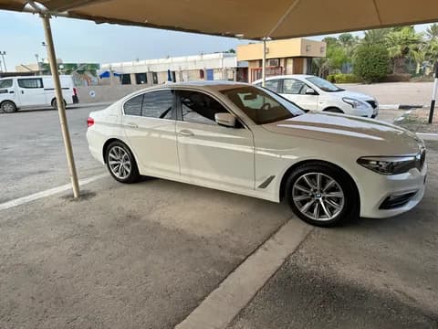 مستعملة بي إم دبليو 5 Series 520i 2019 مستعملة بي إم دبليو 5 Series 520i 2019 used_cars.forSale