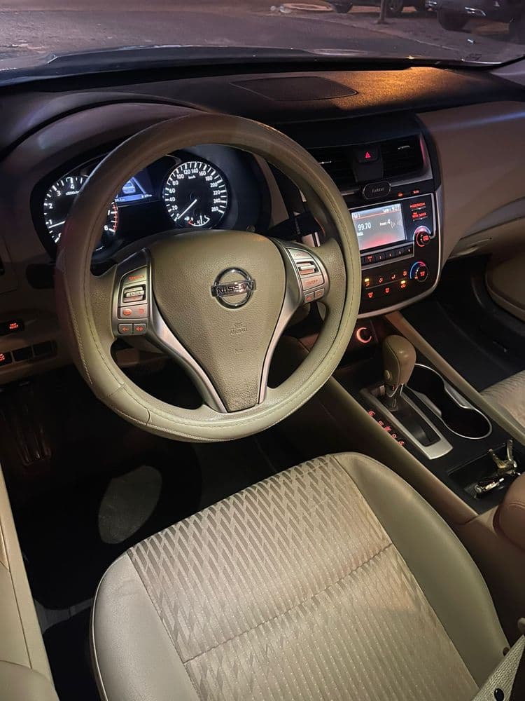 مستعملة نيسان التيما 2.5 SV 2017