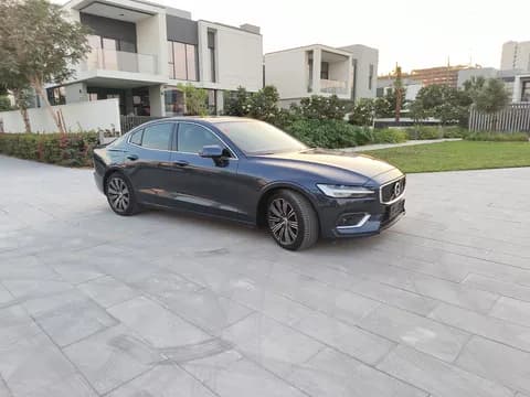 فولفو إس60 2.0T T4 Inscription 2020 مستعملة فولفو إس60 2.0T T4 Inscription 2020 مستعملة للبيع