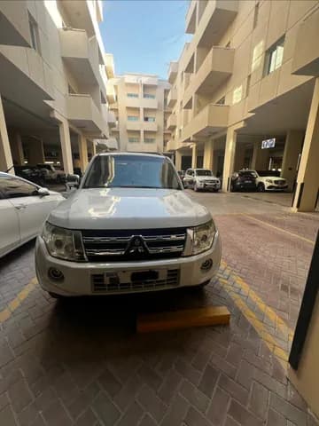 Used Mitsubishi Pajero 3.5L GLS 5 Door 2014 Used Mitsubishi Pajero 3.5L GLS 5 Door 2014 for sale
