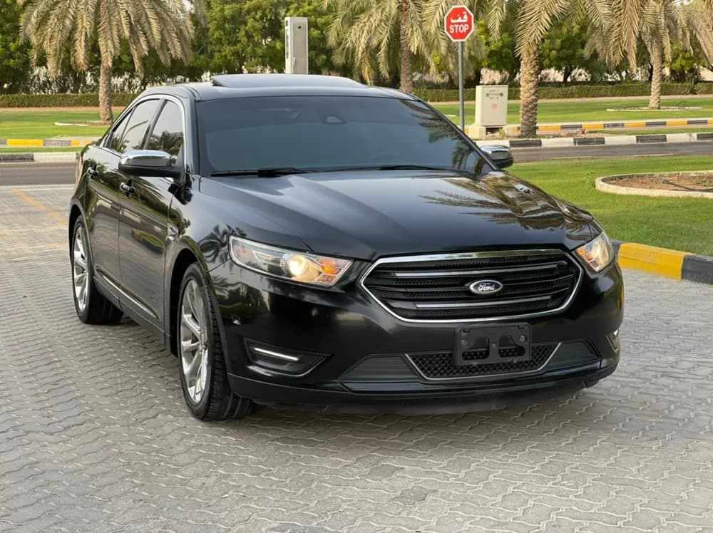 فورد تيريوس 3.5L V6 LTD 2015 مستعملة