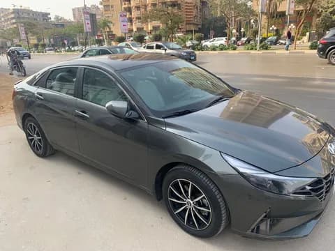 Used Hyundai Elantra 2021 Used Hyundai Elantra 2021 used_cars.forSale