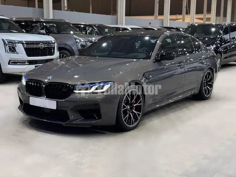 Used BMW M5 2023