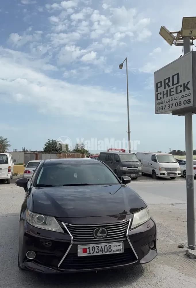 Used Lexus ES 350 4 door 3.5L 2013