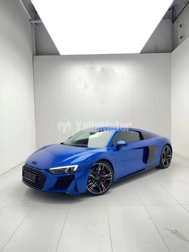 Used Audi R8 Coupe 4.2L (430 HP) 2020