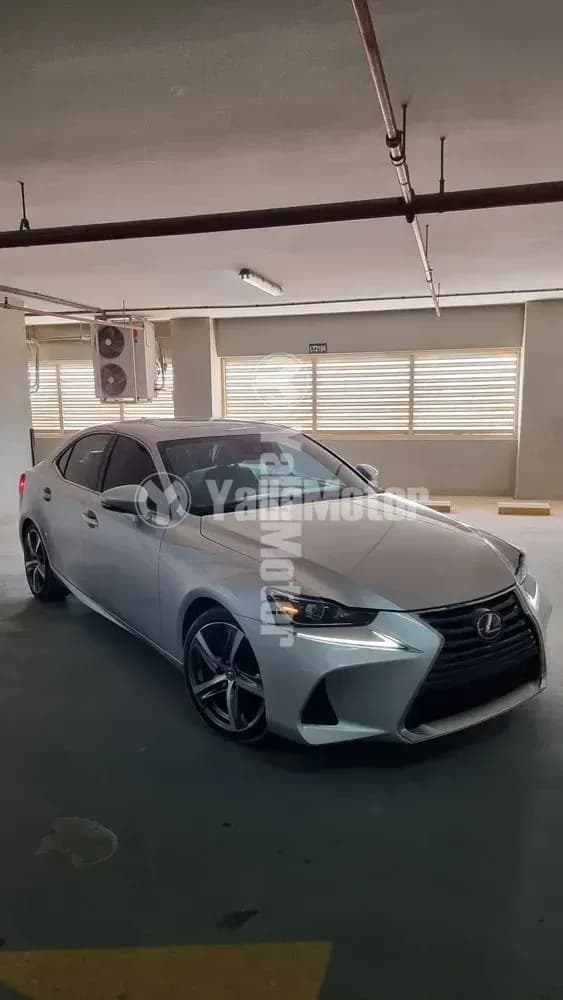 Used Lexus IS-Series 2017