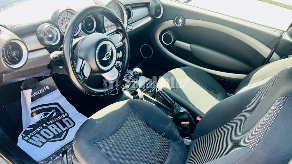 ميني Cooper Turbo 2011 مستعملة