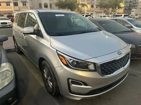 كيا كارنفال 3.5L LX 2019 مستعملة كيا كارنفال 3.5L LX 2019 مستعملة للبيع