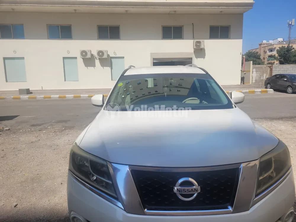 نيسان باثفايندر S 2WD 2014 مستعملة